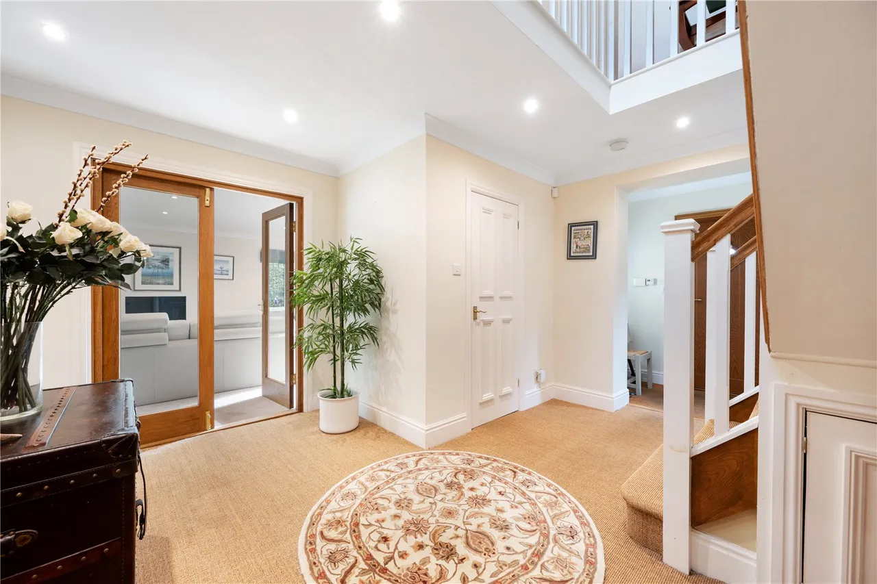 Sicklinghall Road, Wetherby, photo 11