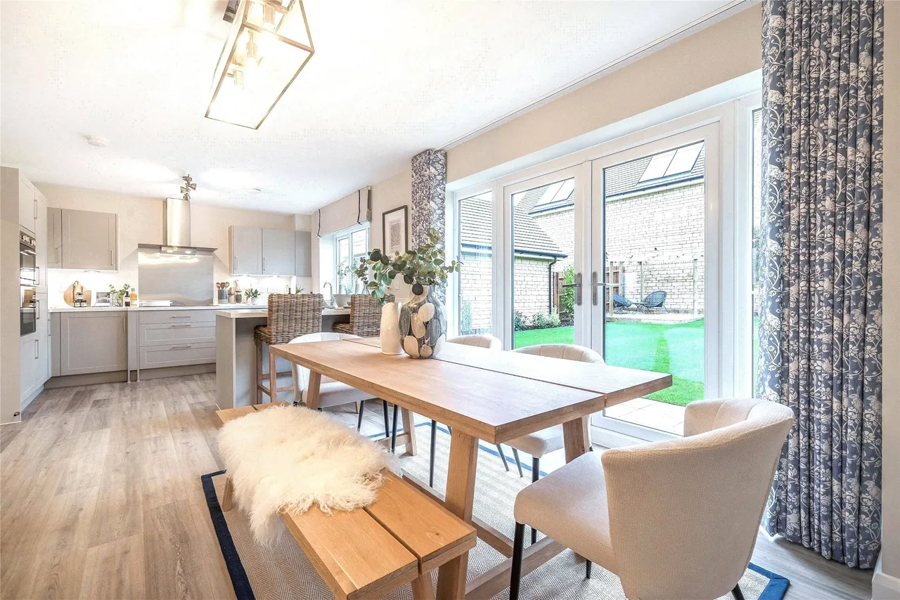 The Burford At Quarry Fold, Gloucestershire, Cromhall, GL12 8AJ, photo 18