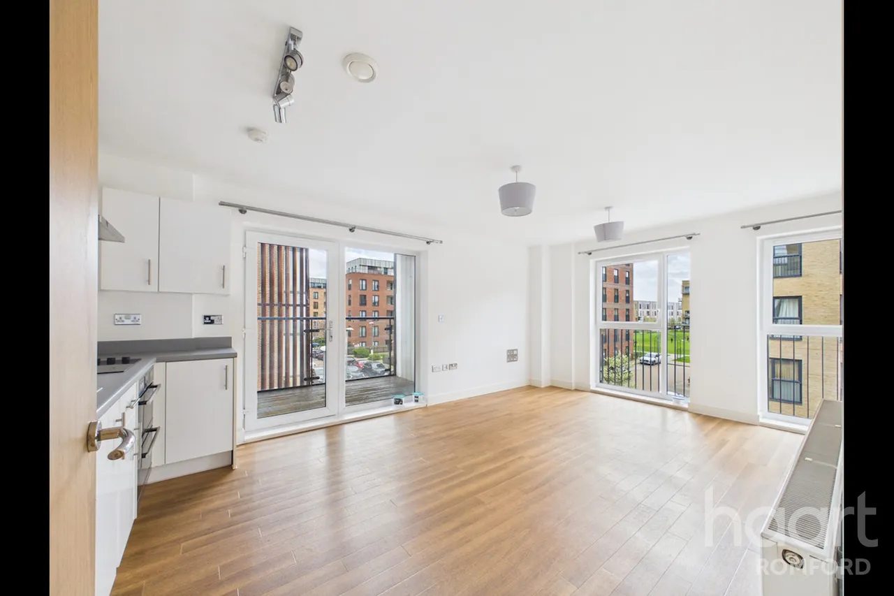Maxwell Road, Romford, RM7, photo 2