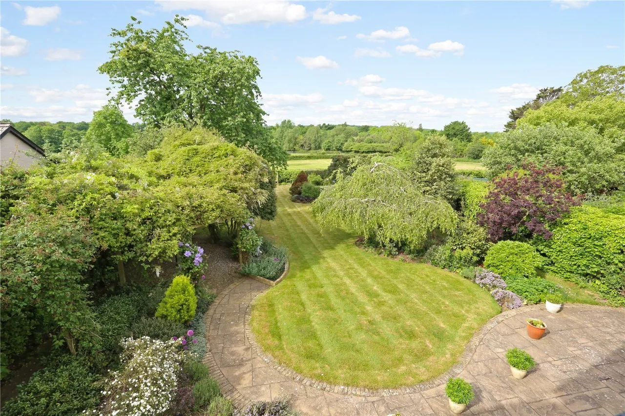 Church Lane, Wormley, Broxbourne, EN10, photo 2