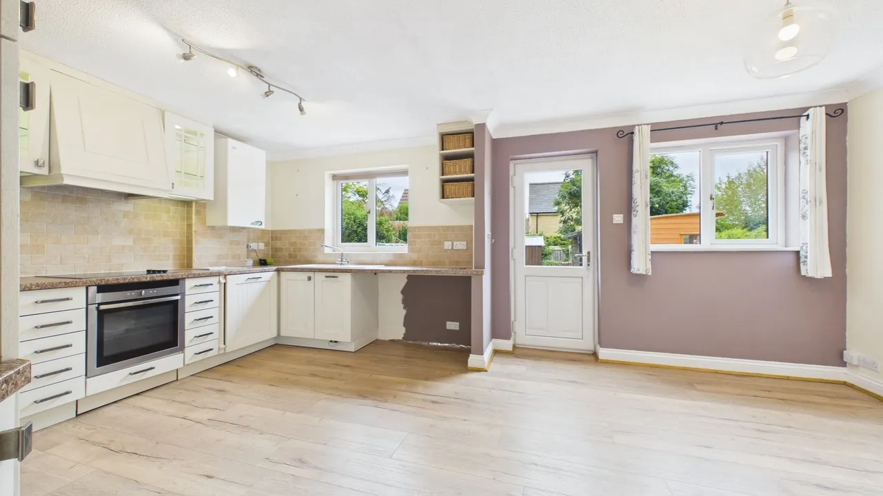 Orchard Close, Morton, Bourne, PE10, photo 11