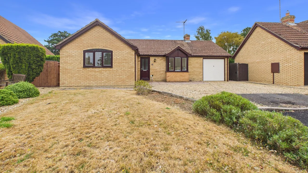 Orchard Close, Morton, Bourne, PE10, photo 19