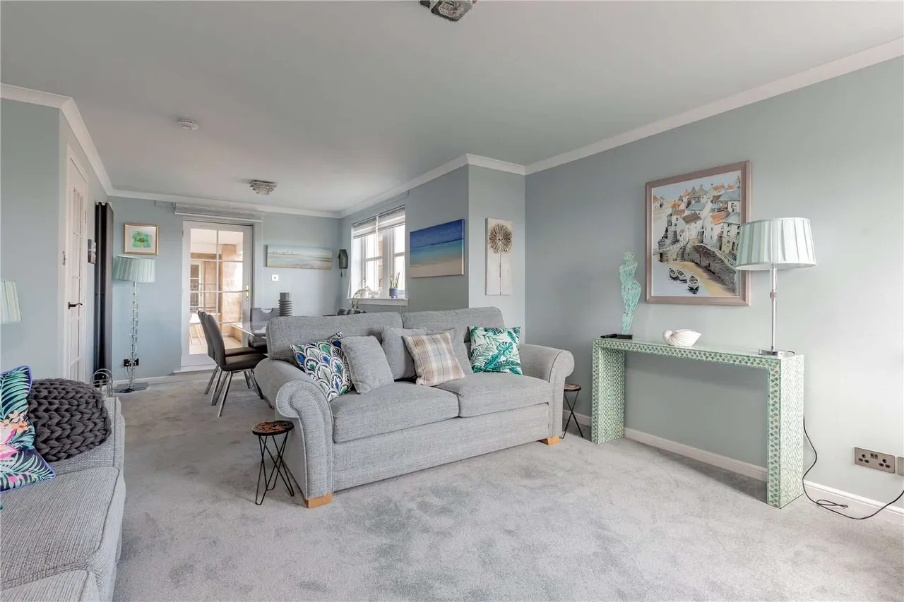 Royal Apartments, Station Road, North Berwick, EH39 4AT, photo 2