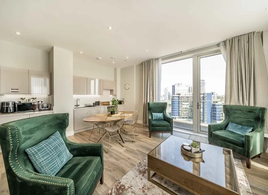Bridges Court Road, Battersea, SW11, photo 2