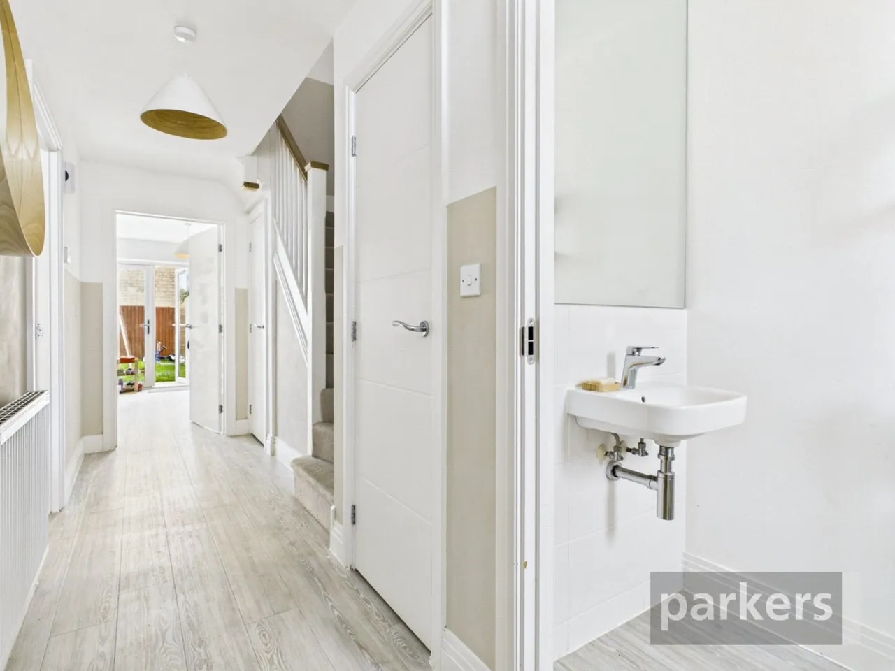 Giles Place, Bampton, OX18, photo 2