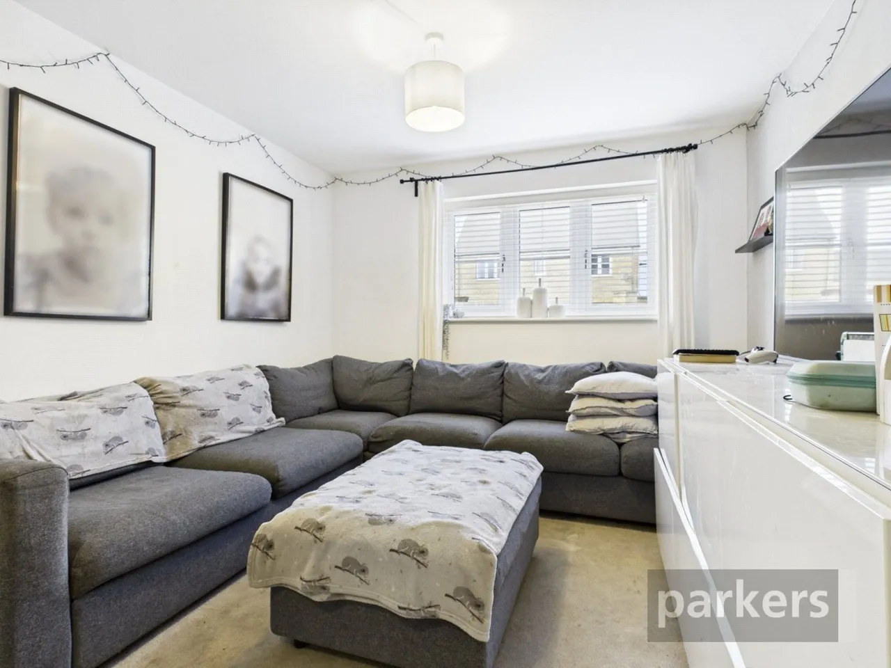 Giles Place, Bampton, OX18, photo 8