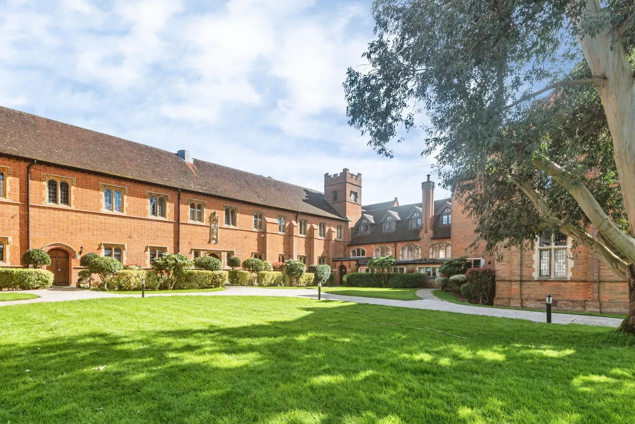 Abbey Gardens, Reading, RG7, photo 18