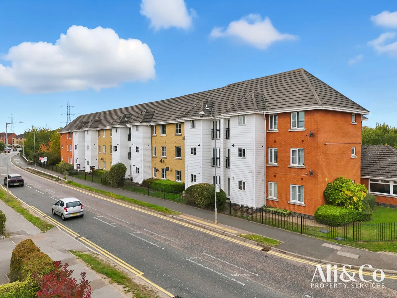 2 bed flat for sale — Fleming Road, Chafford Hundred, Grays, Essex, RM16 6YN