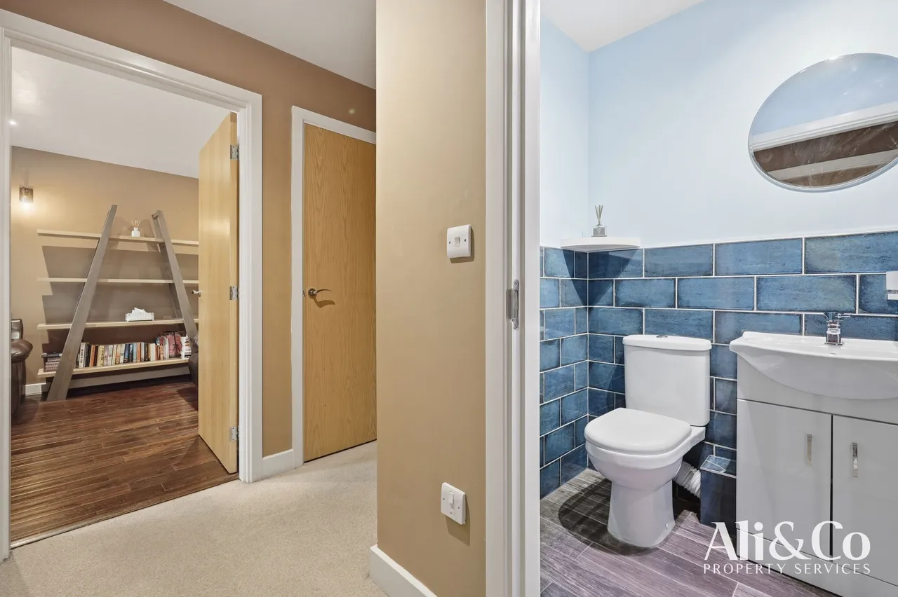 Fleming Road, Chafford Hundred, Grays, Essex, RM16 6YN, photo 7