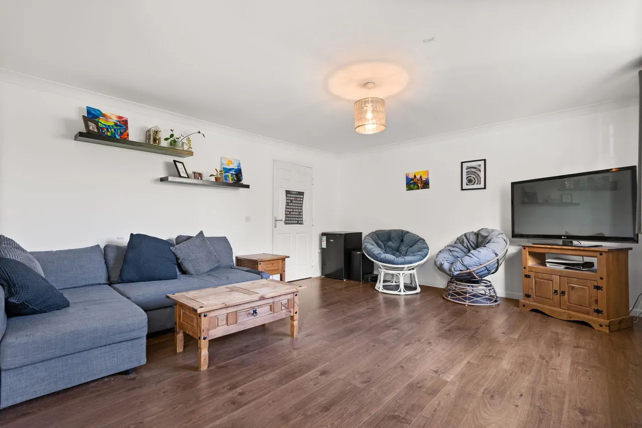 Millview Crescent, Johnstone, photo 2