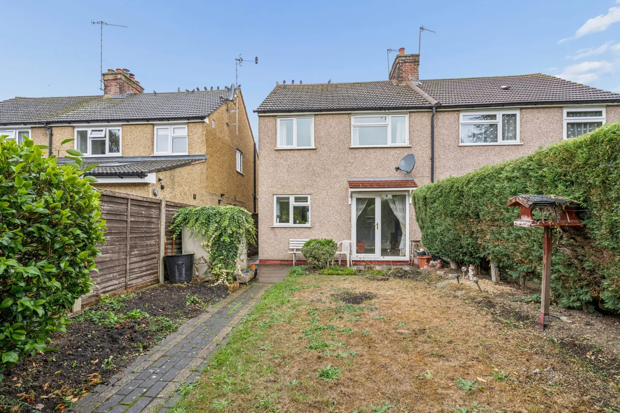 Ashdon Road, Bushey, WD23, photo 17