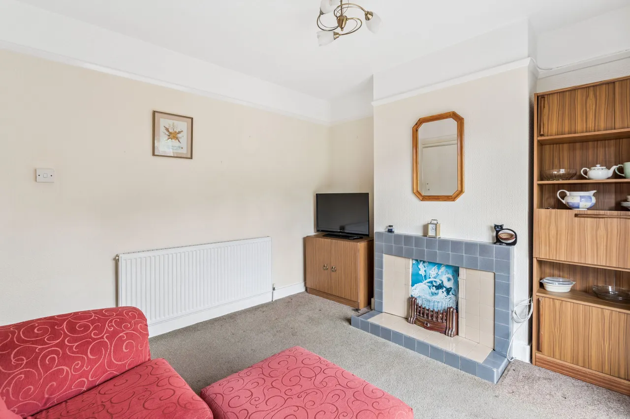 Ashdon Road, Bushey, WD23, photo 7