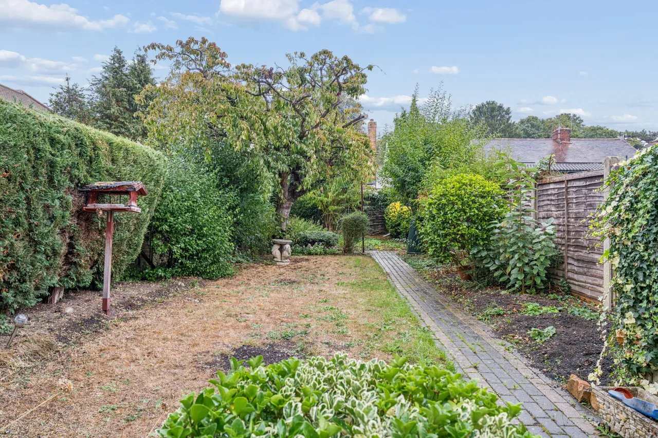 Ashdon Road, Bushey, WD23, photo 4