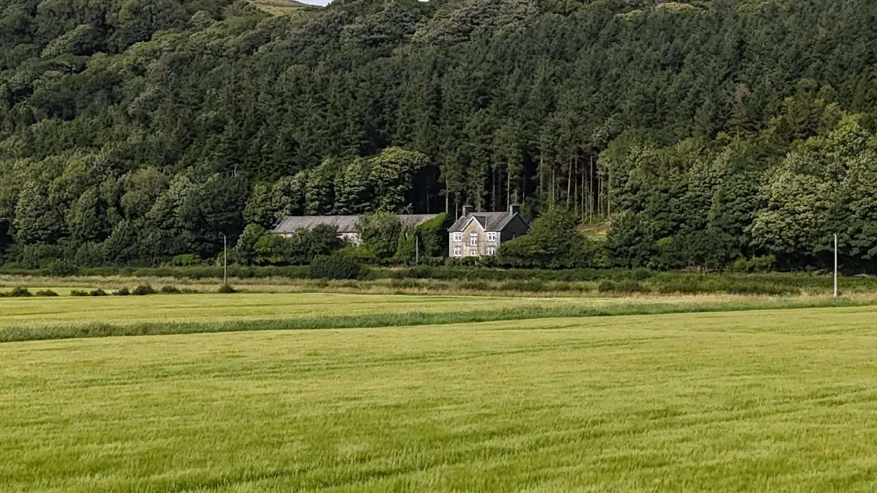 Ellerside Farm, Cark In Cartmel, Grange-Over-Sands, Cumbria, LA11 7PR, photo 3