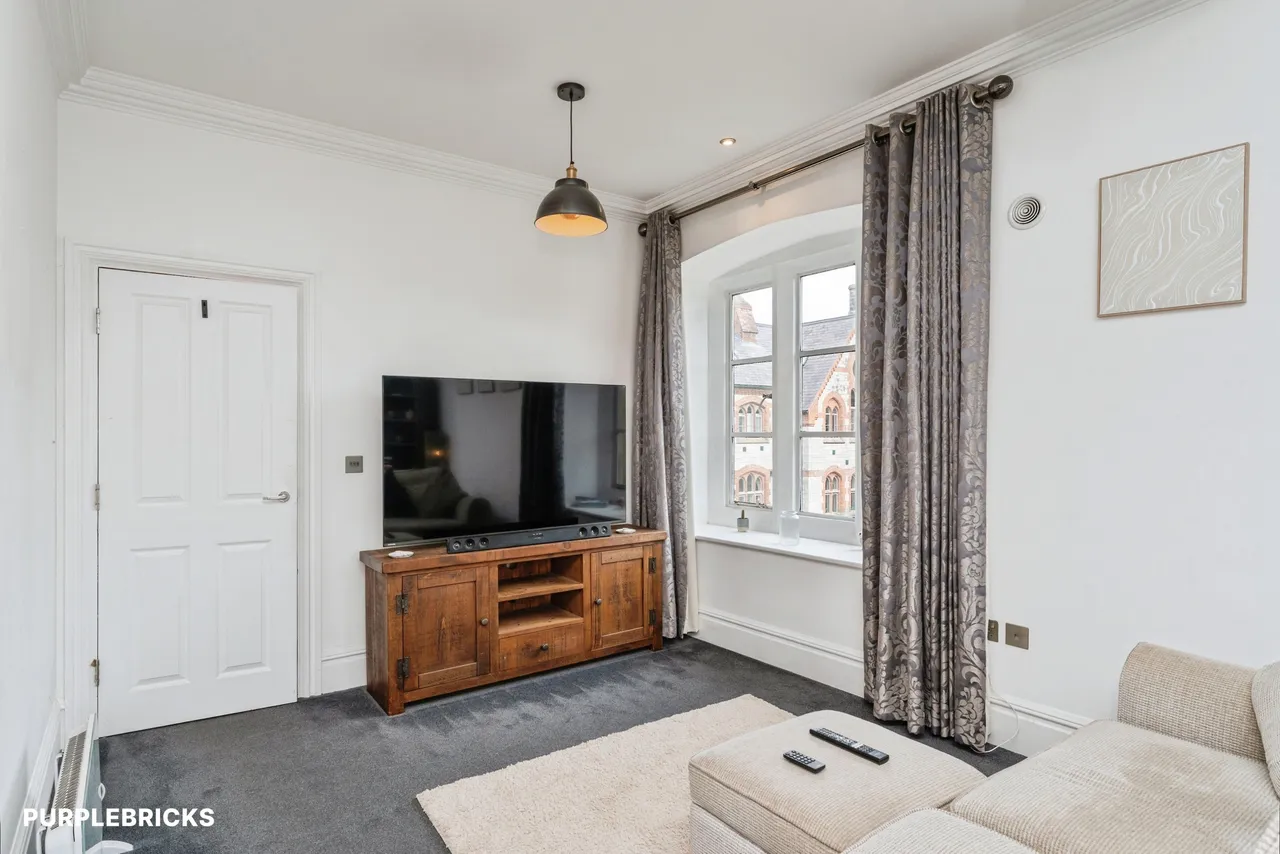 St. Clares Court, Holywell, CH8, photo 10