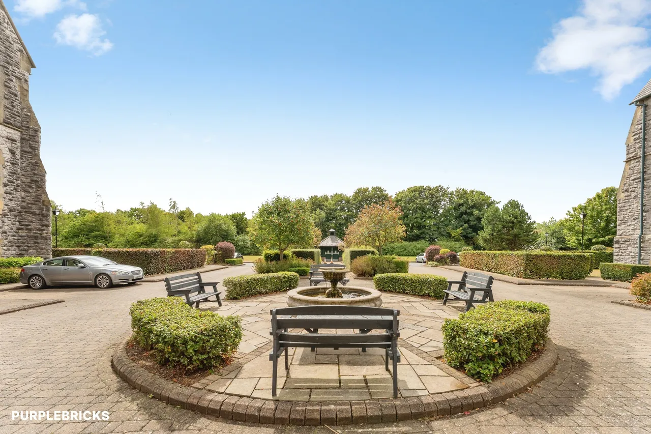 St. Clares Court, Holywell, CH8, photo 4