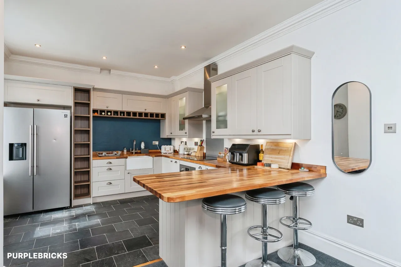St. Clares Court, Holywell, CH8, photo 11