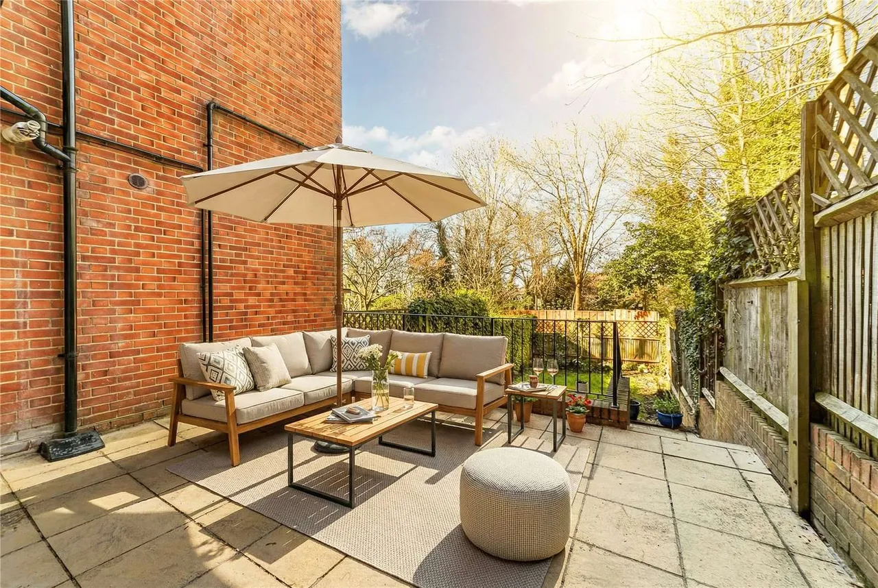 Mountwood House, Mount Avenue,, Ealing, London, W5 1PN, photo 2