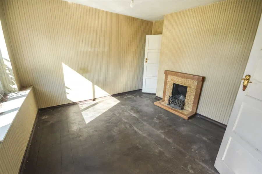 House Under Offer with 3 bedrooms in Sawbridgeworth, CM21, photo 2