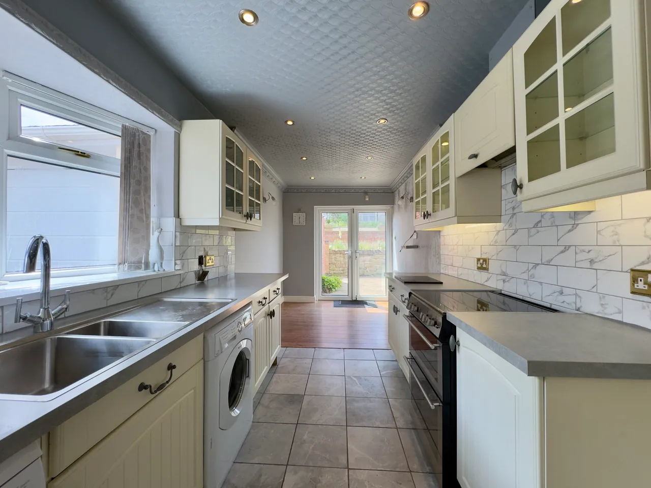 Newstead Avenue, Leicester, LE3 9TB, photo 5