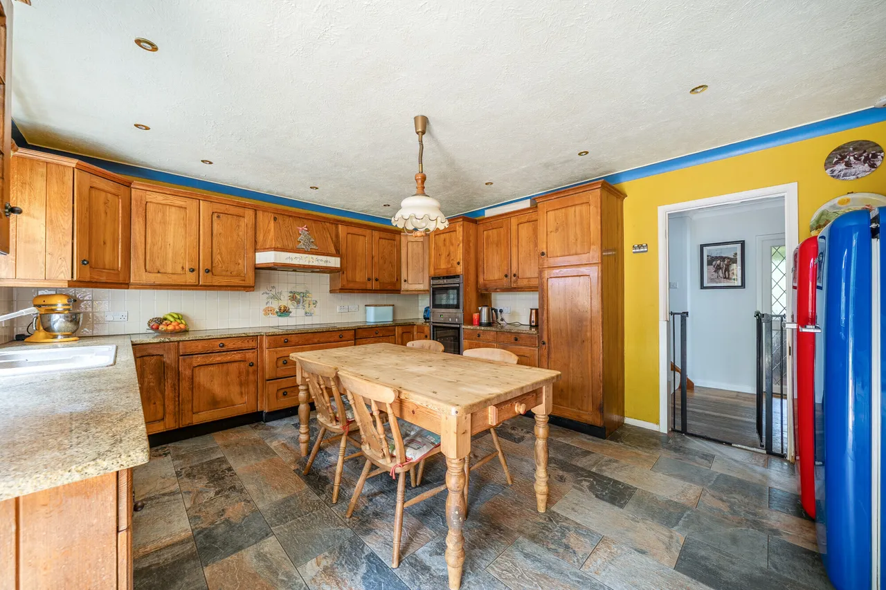 Bury Gate, Pulborough, RH20, photo 5