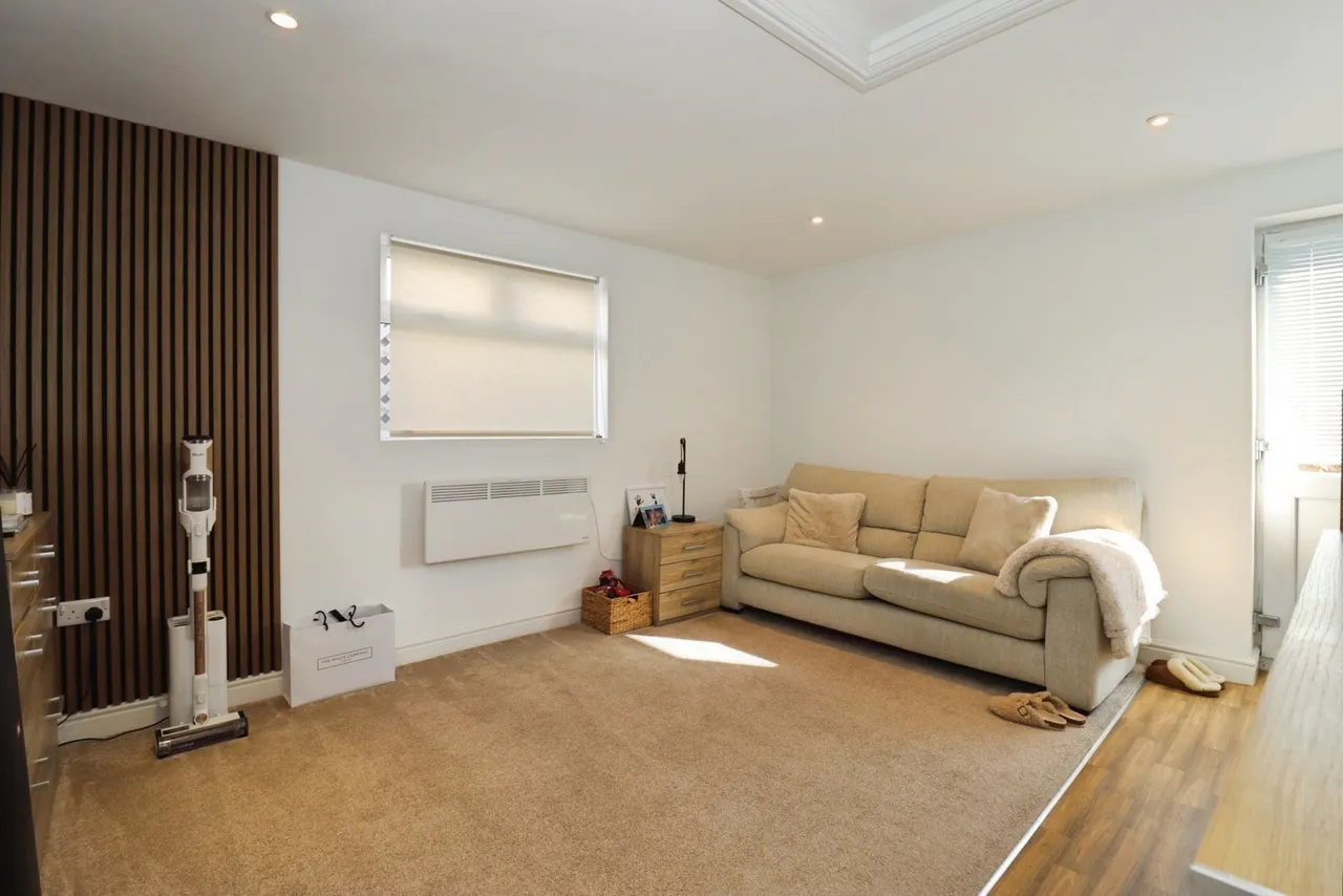 Hempton Lane, Almondsbury, BS32, photo 10