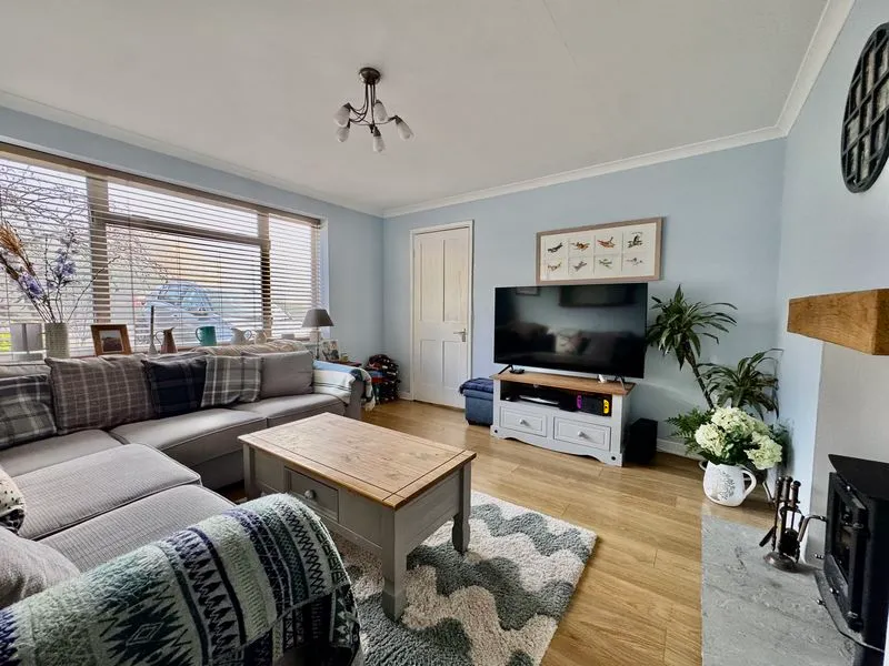 Cliffords Way, Bourne End, SL8, photo 5