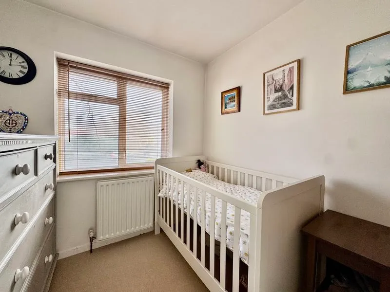 Cliffords Way, Bourne End, SL8, photo 14