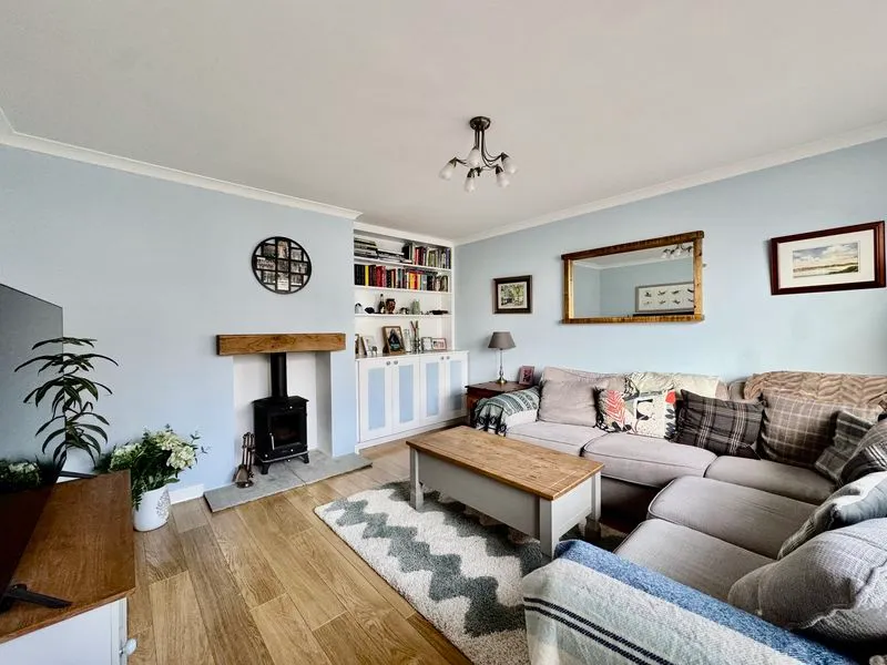 Cliffords Way, Bourne End, SL8, photo 3