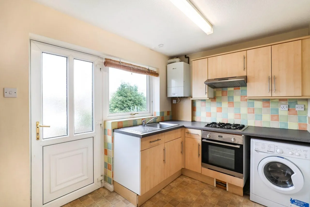 Lichfield Grove, Harrogate, HG3, photo 4