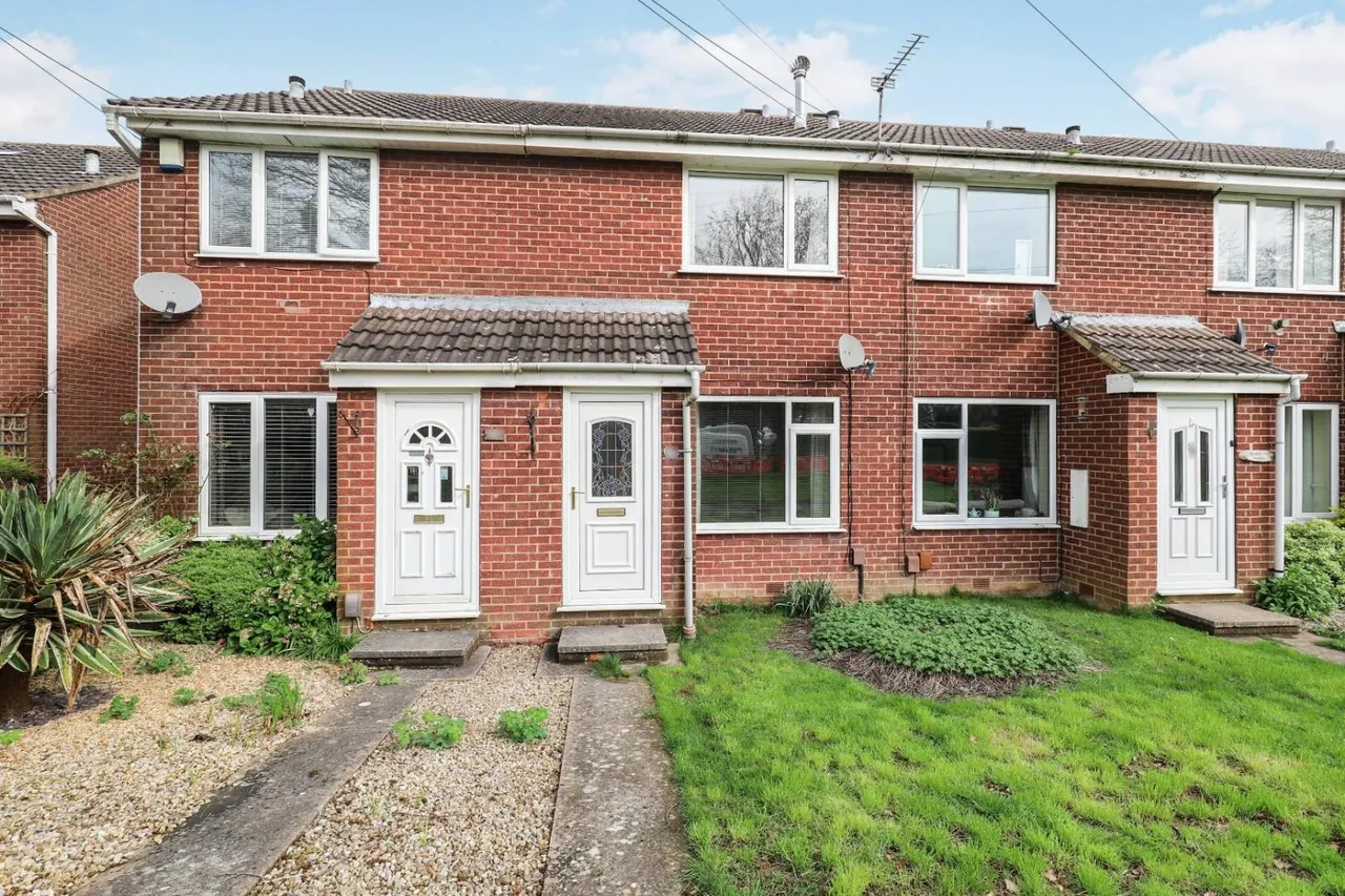 2 bed house to rent, Lichfield Grove, Harrogate, HG3