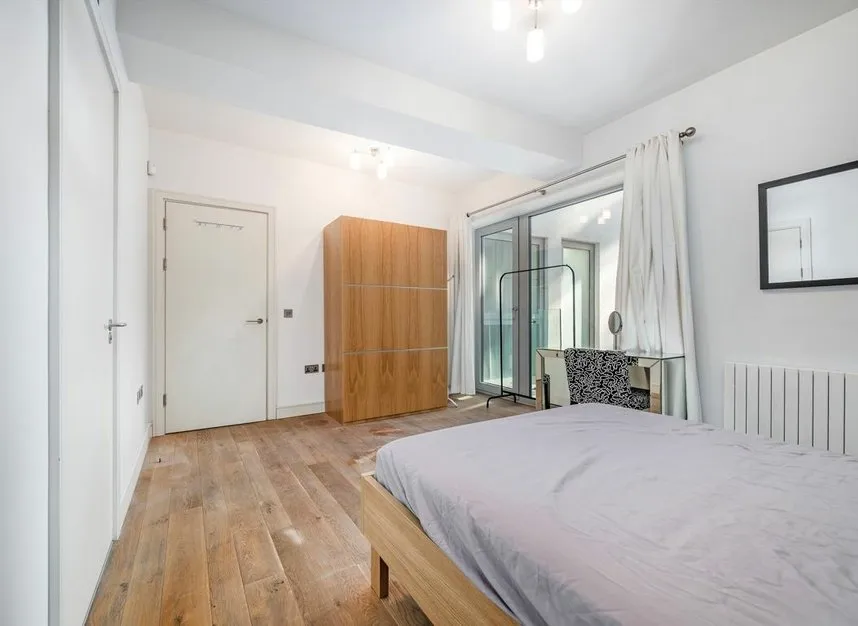 High Holborn, Bloomsbury, WC1V, photo 5