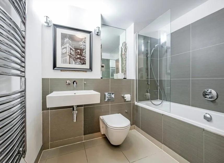 High Holborn, Bloomsbury, WC1V, photo 8