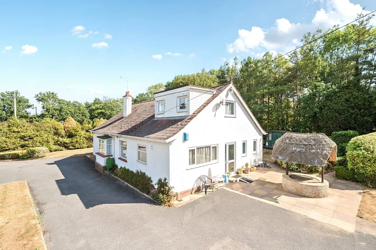4 bed property for sale — Woodbury Salterton, Exeter, Devon, EX5
