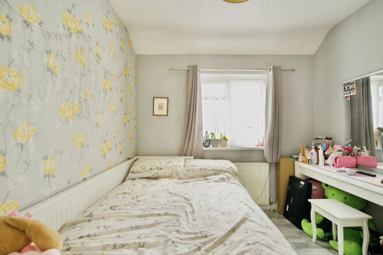 Downing Road, DAGENHAM, Essex, RM9, photo 7