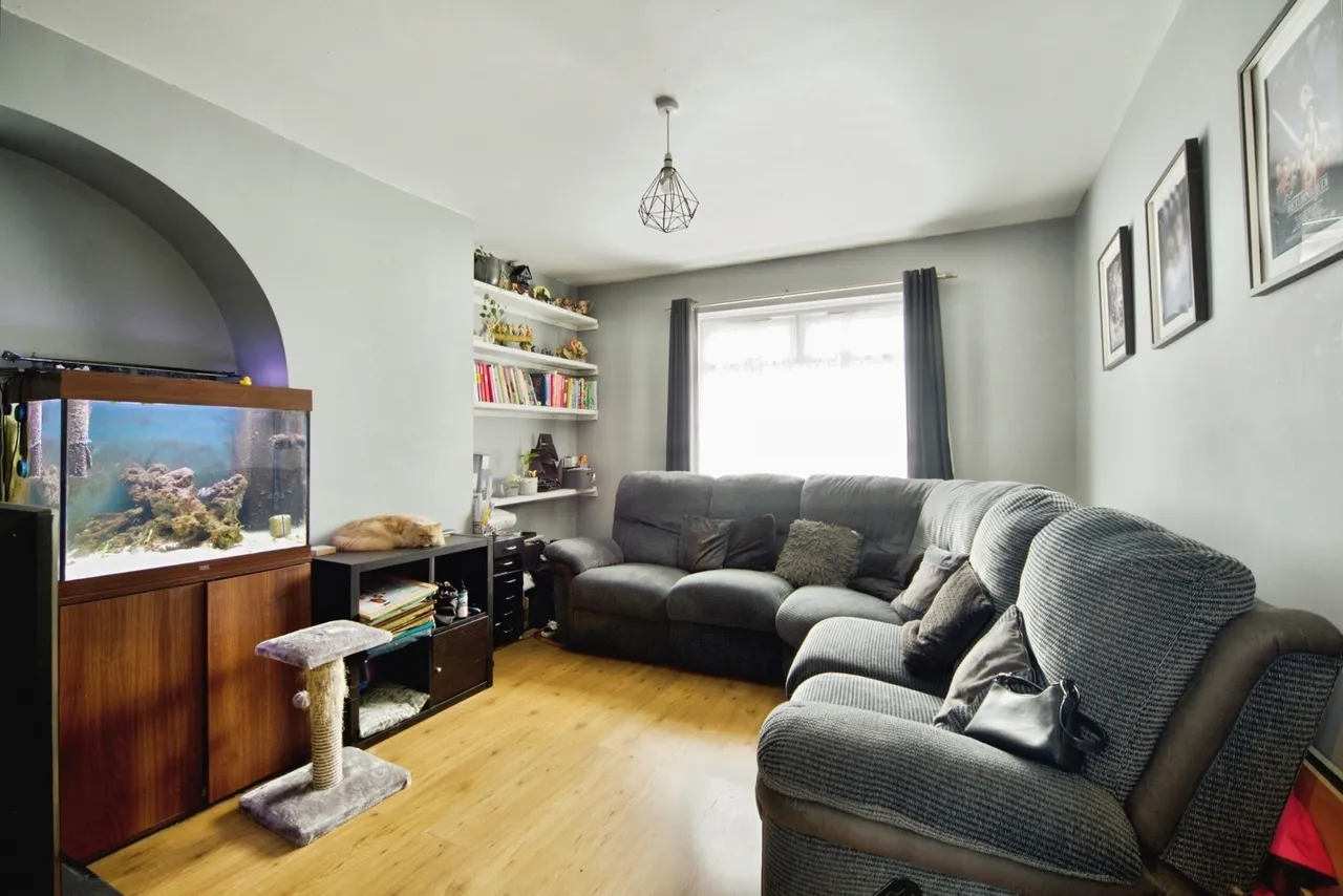 Downing Road, DAGENHAM, Essex, RM9, photo 2