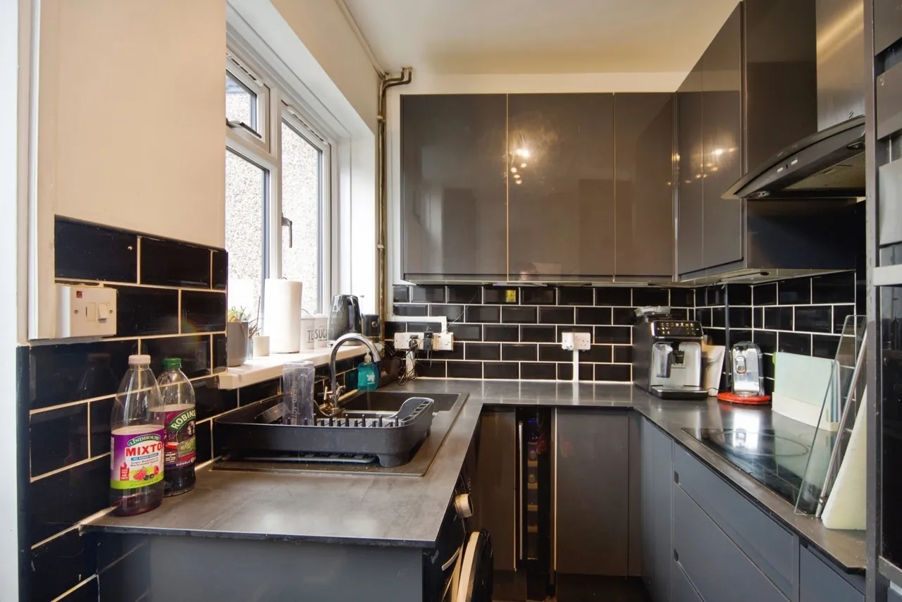 Downing Road, DAGENHAM, Essex, RM9, photo 8