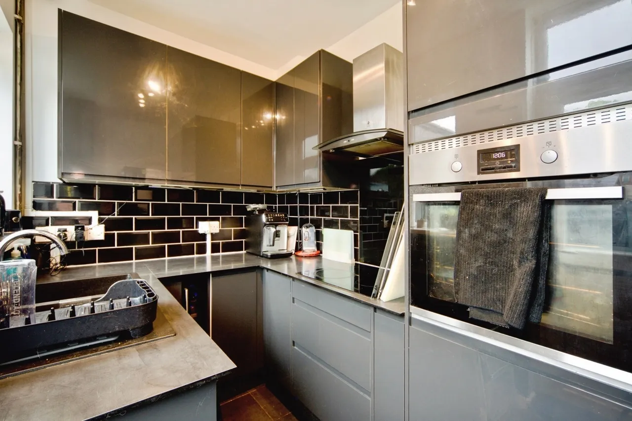 Downing Road, DAGENHAM, Essex, RM9, photo 3