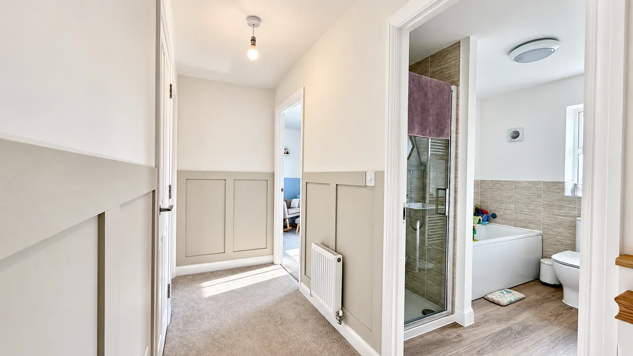 Sandy Place, Tiverton, EX16, photo 17