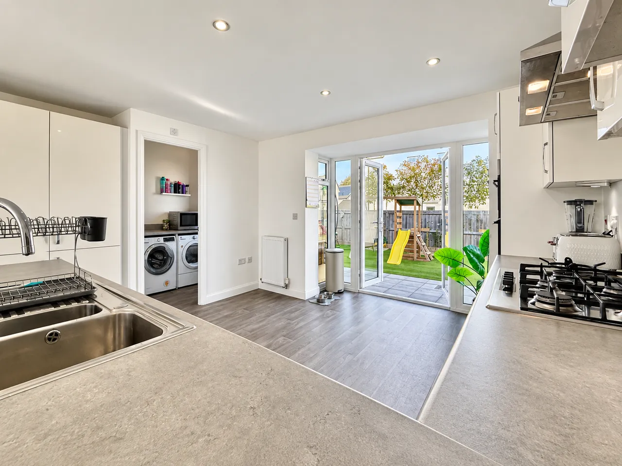 Sandy Place, Tiverton, EX16, photo 7