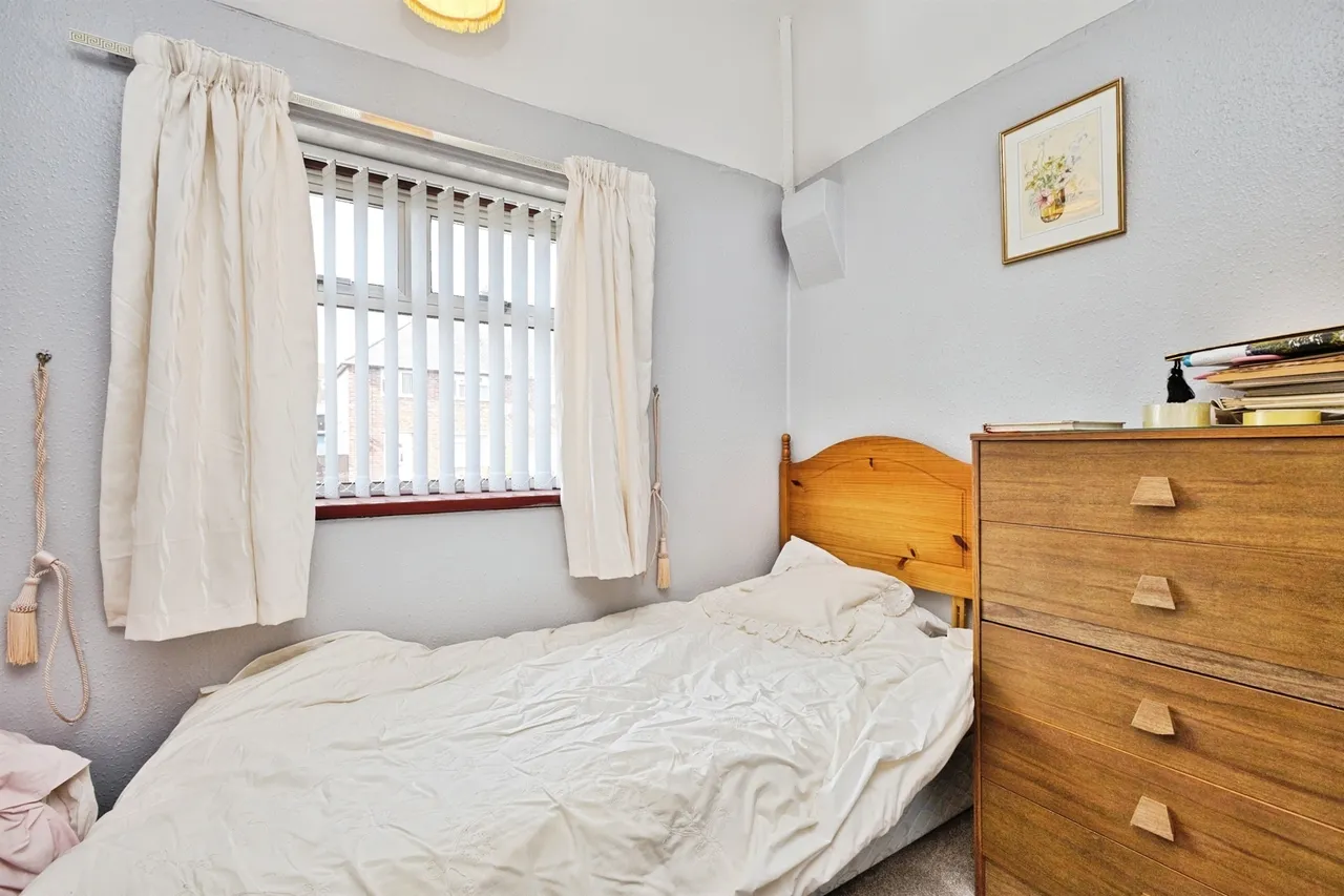 Chelston Avenue, Yeovil, BA21, photo 10