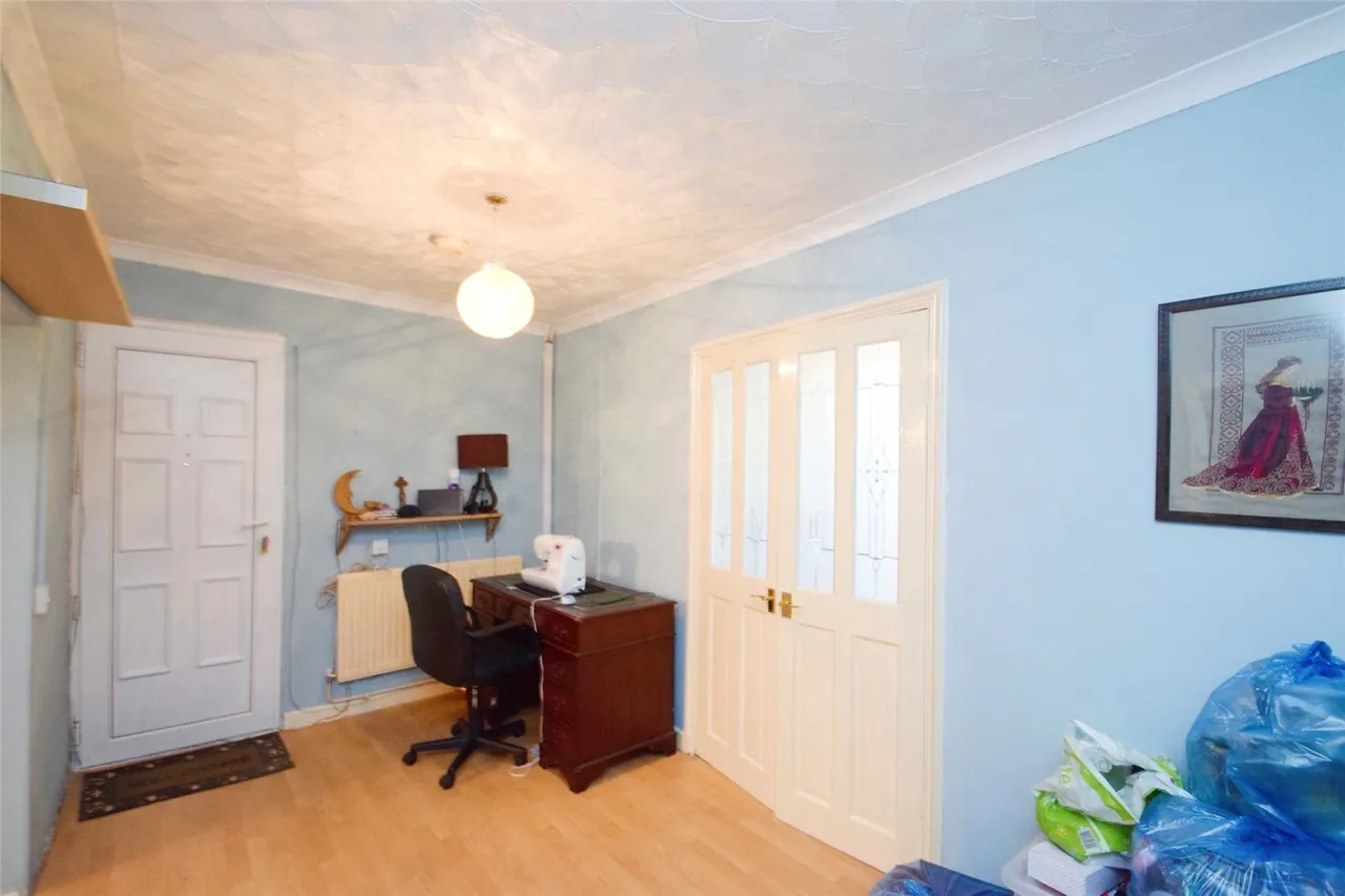Station Road, Ammanford, SA18, photo 7