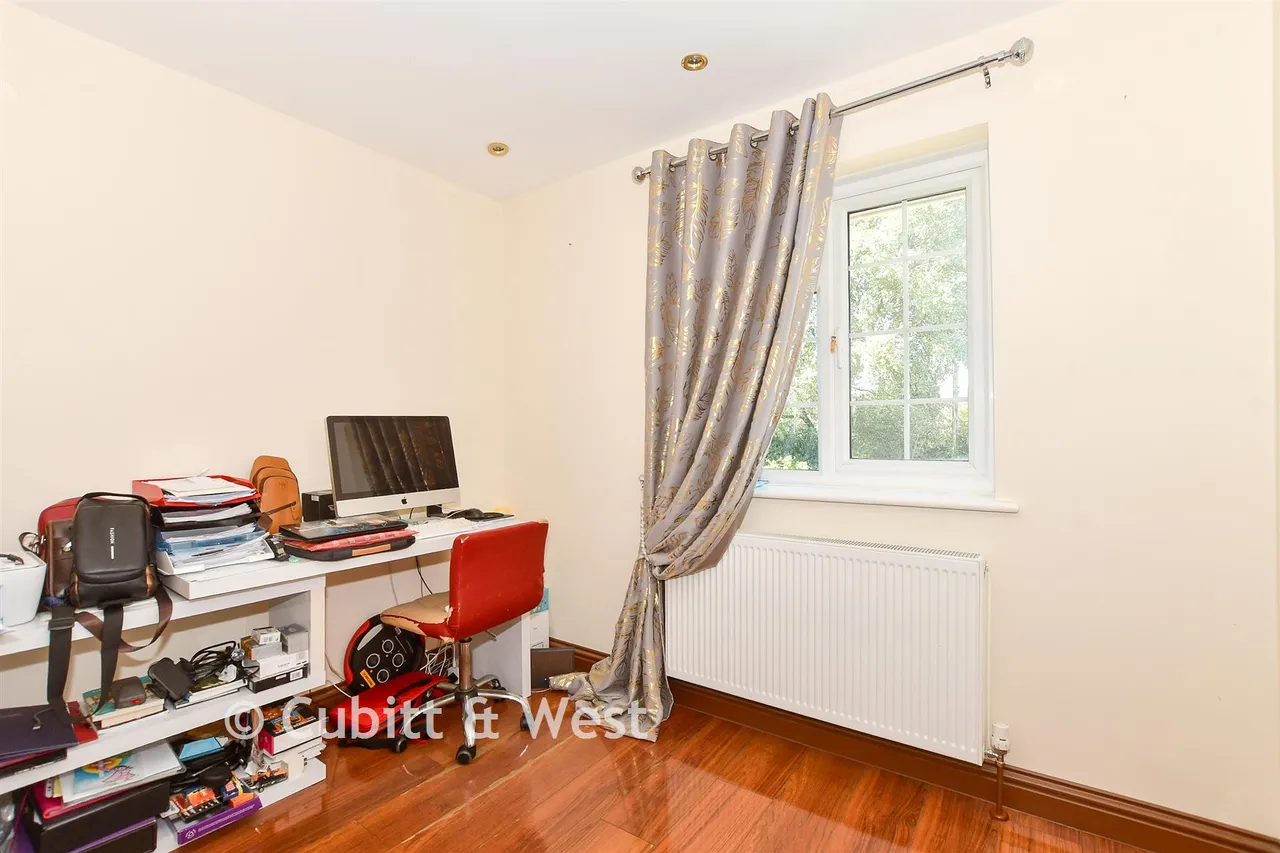 London Road, Sayers Common, BN6, photo 11