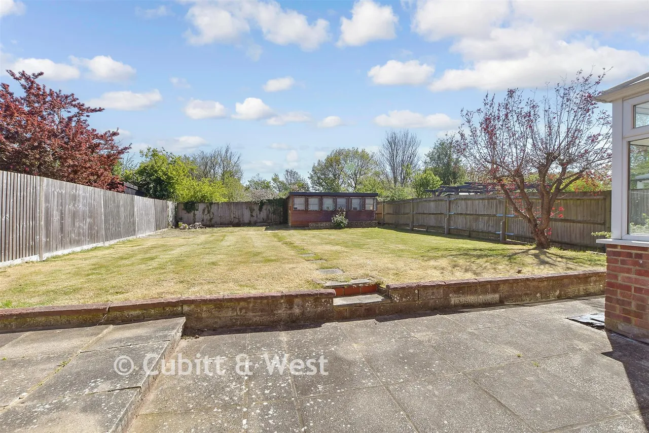 London Road, Sayers Common, BN6, photo 13