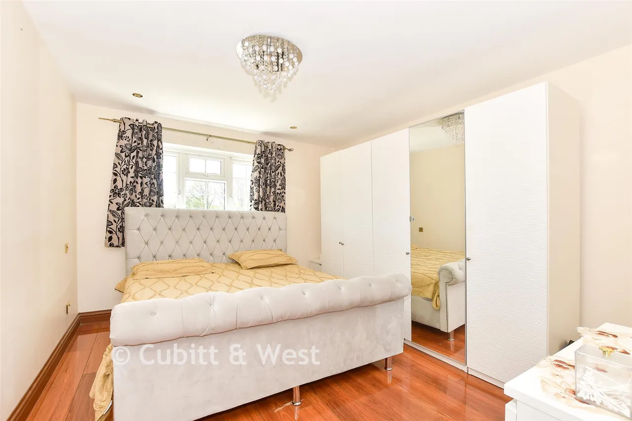 London Road, Sayers Common, BN6, photo 8