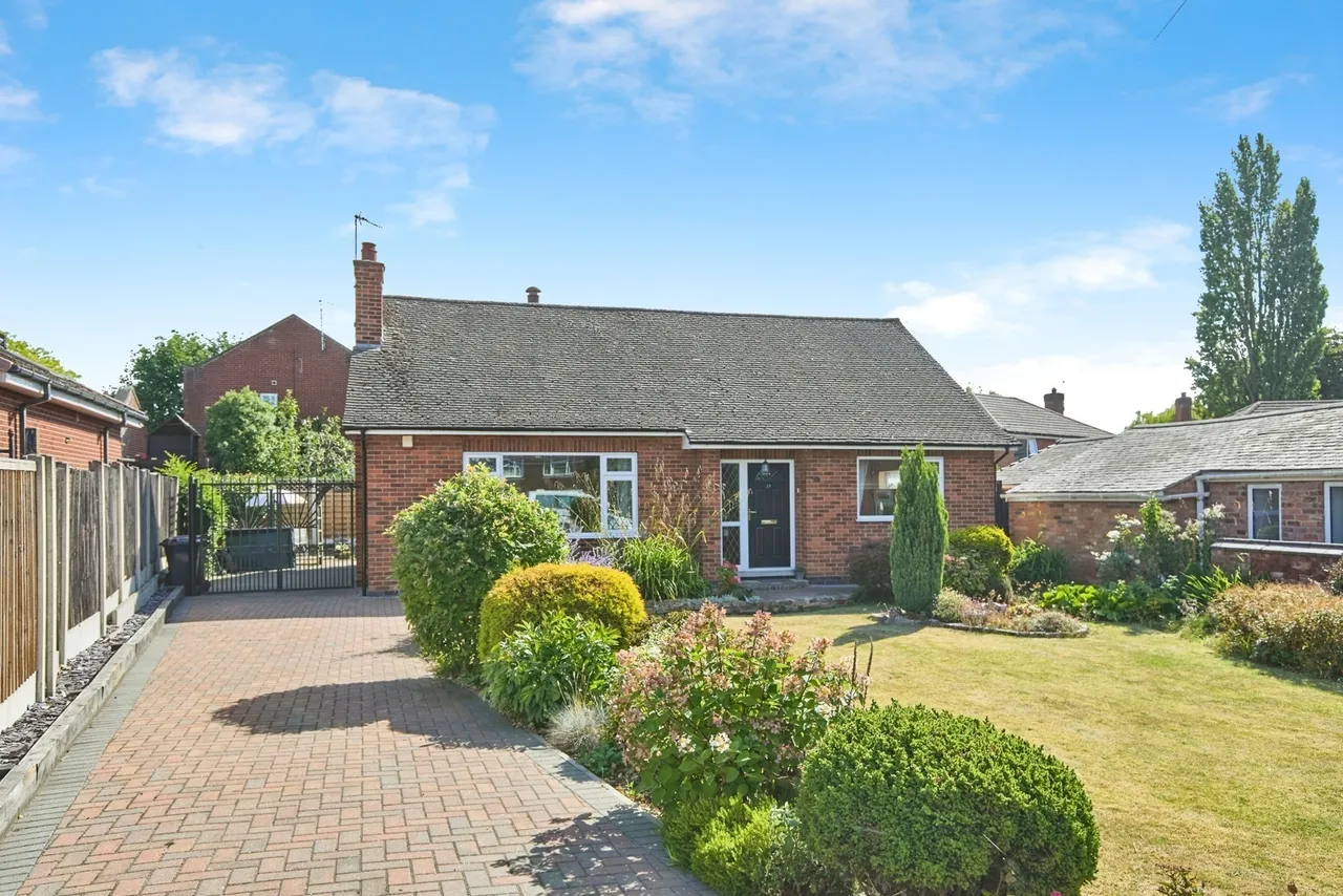 3 bed house for sale, Bostocks Lane, Sandiacre, NG10