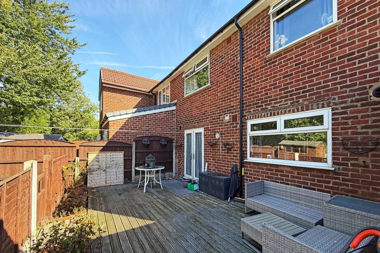 Ladybrook Avenue, Timperley WA15 6DT, photo 28