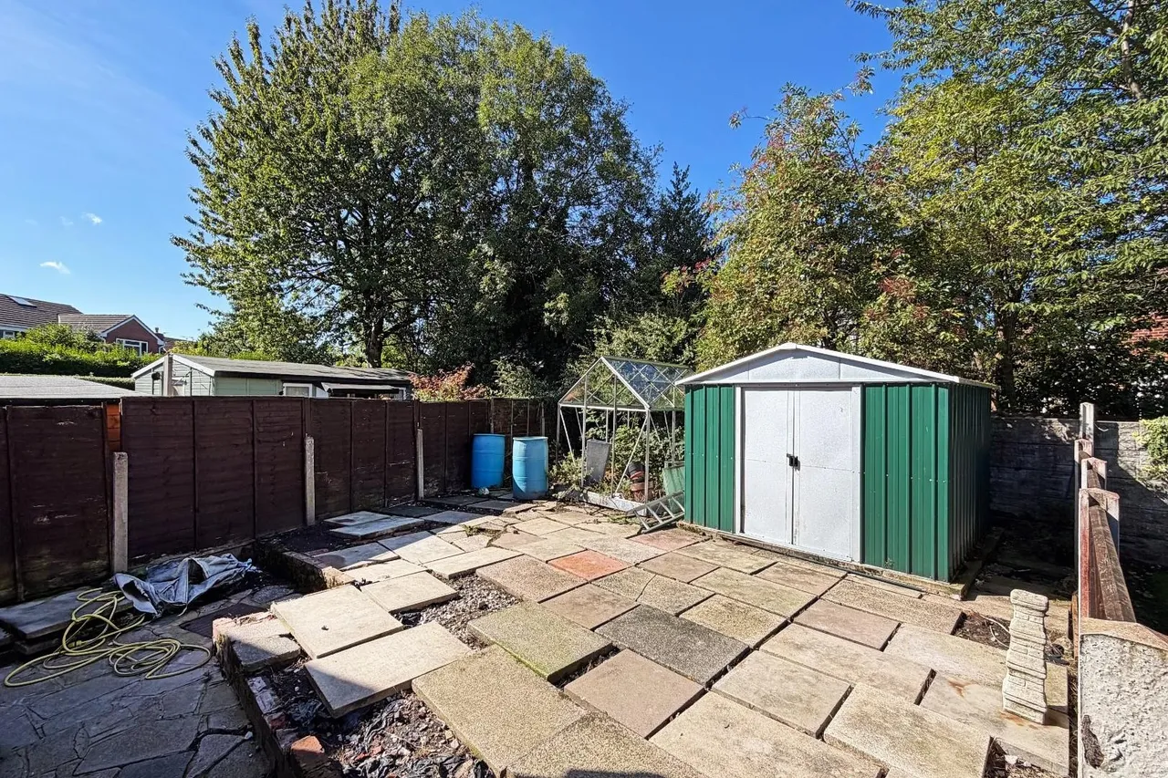 Ladybrook Avenue, Timperley WA15 6DT, photo 25