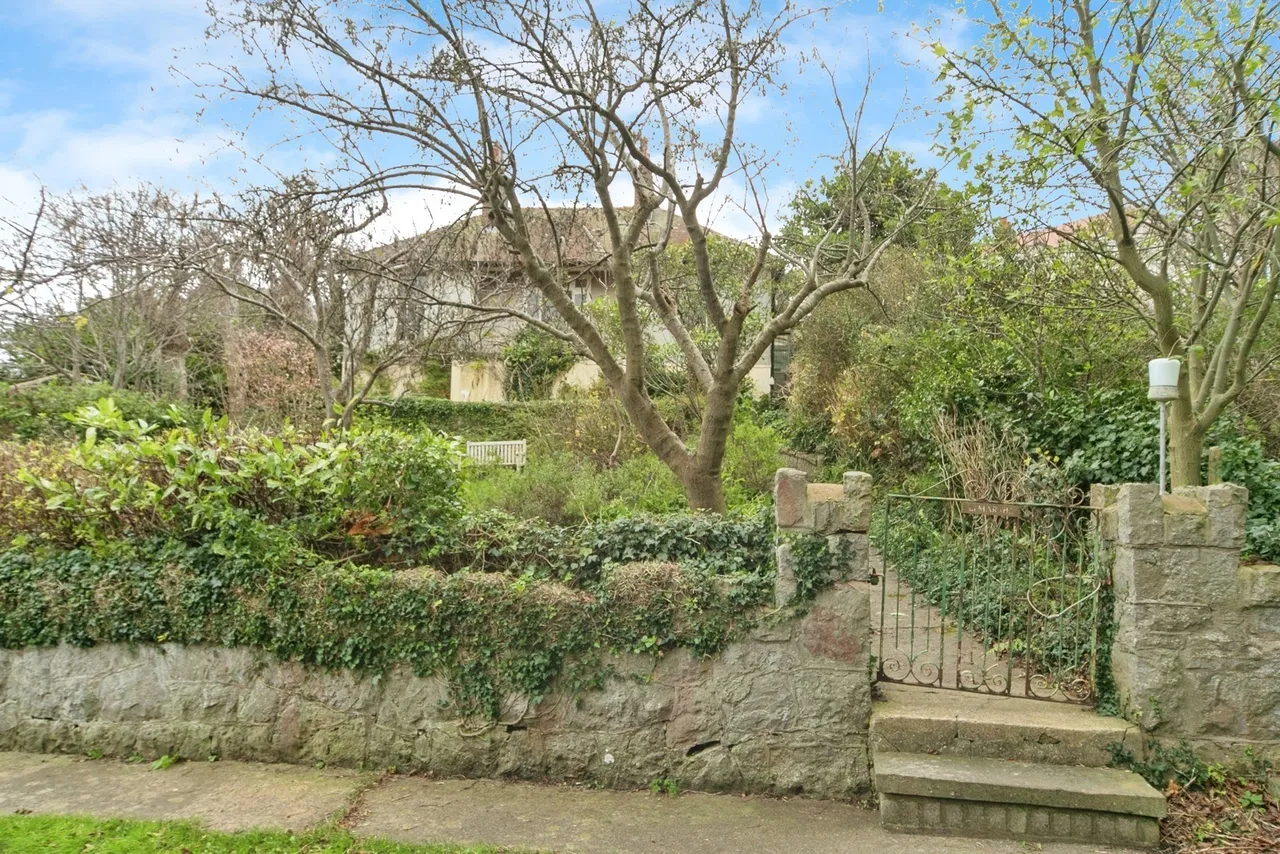 Peulwys Lane, Old Colwyn, LL29, photo 17