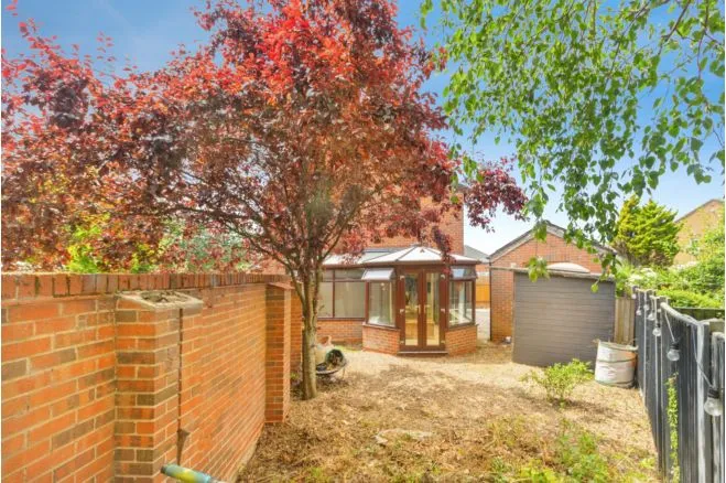 Astill Lodge Road, Leicester, LE4, photo 14